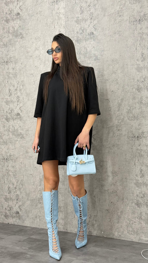 T-Shirt over structured